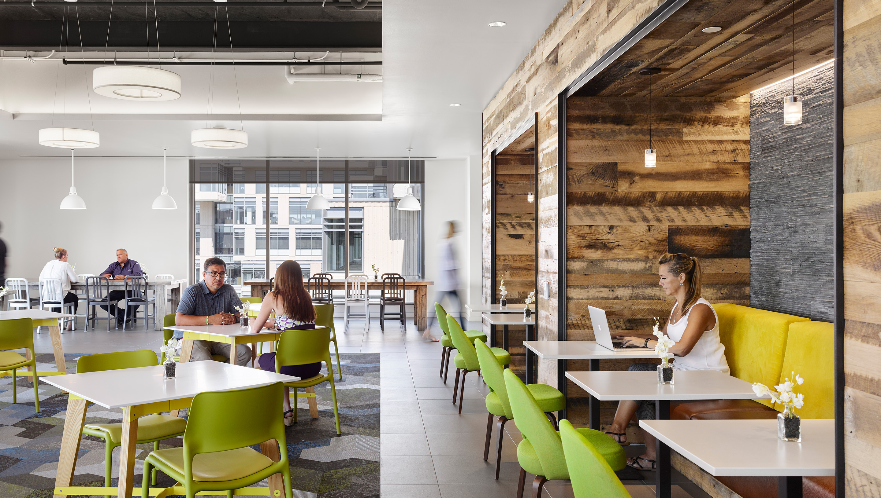 A Boise commercial collaborative space with Lutron roller shades.