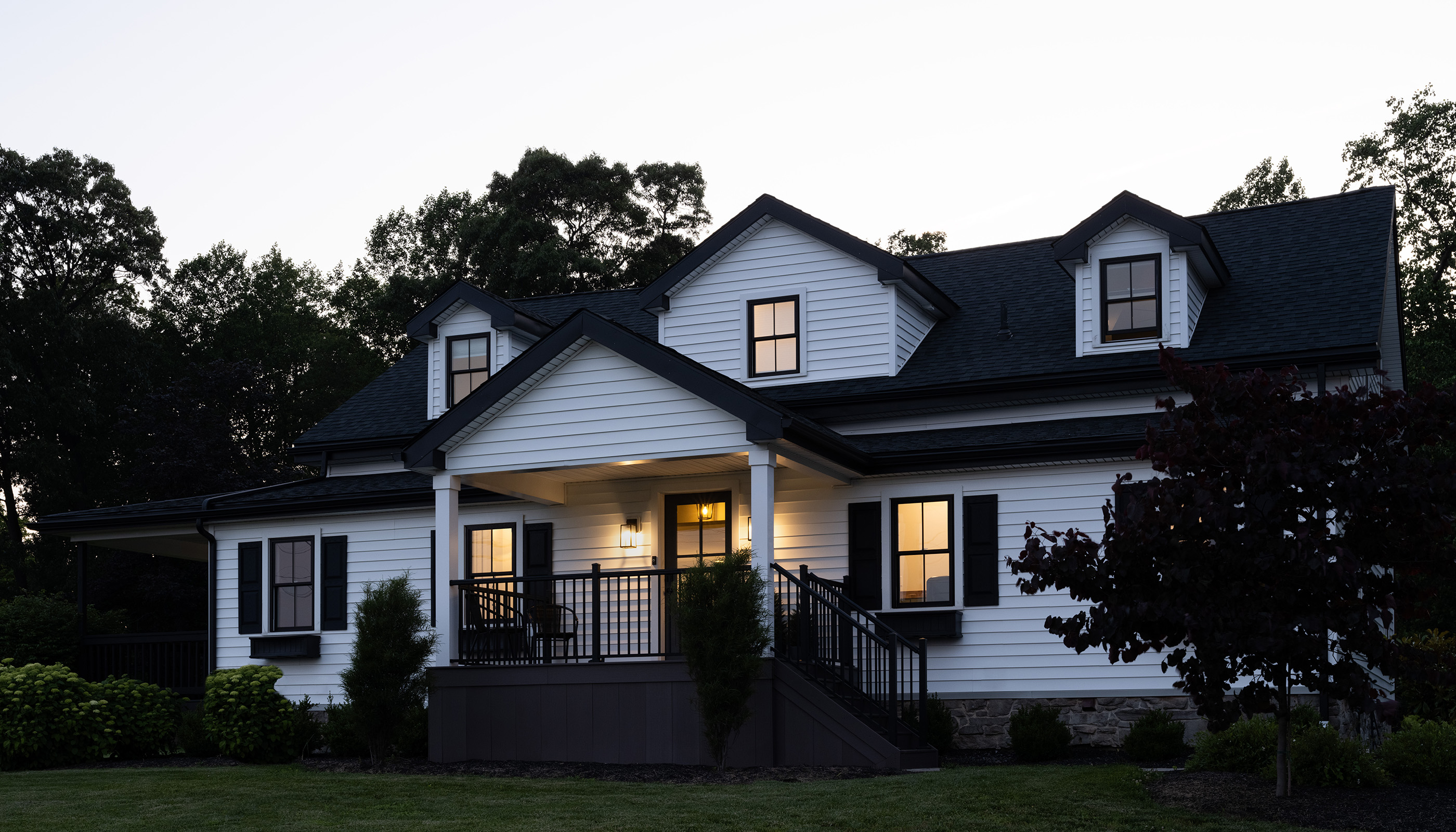 A Northeast private residence outdoor space with Lutron Caséta & Smart Plugs