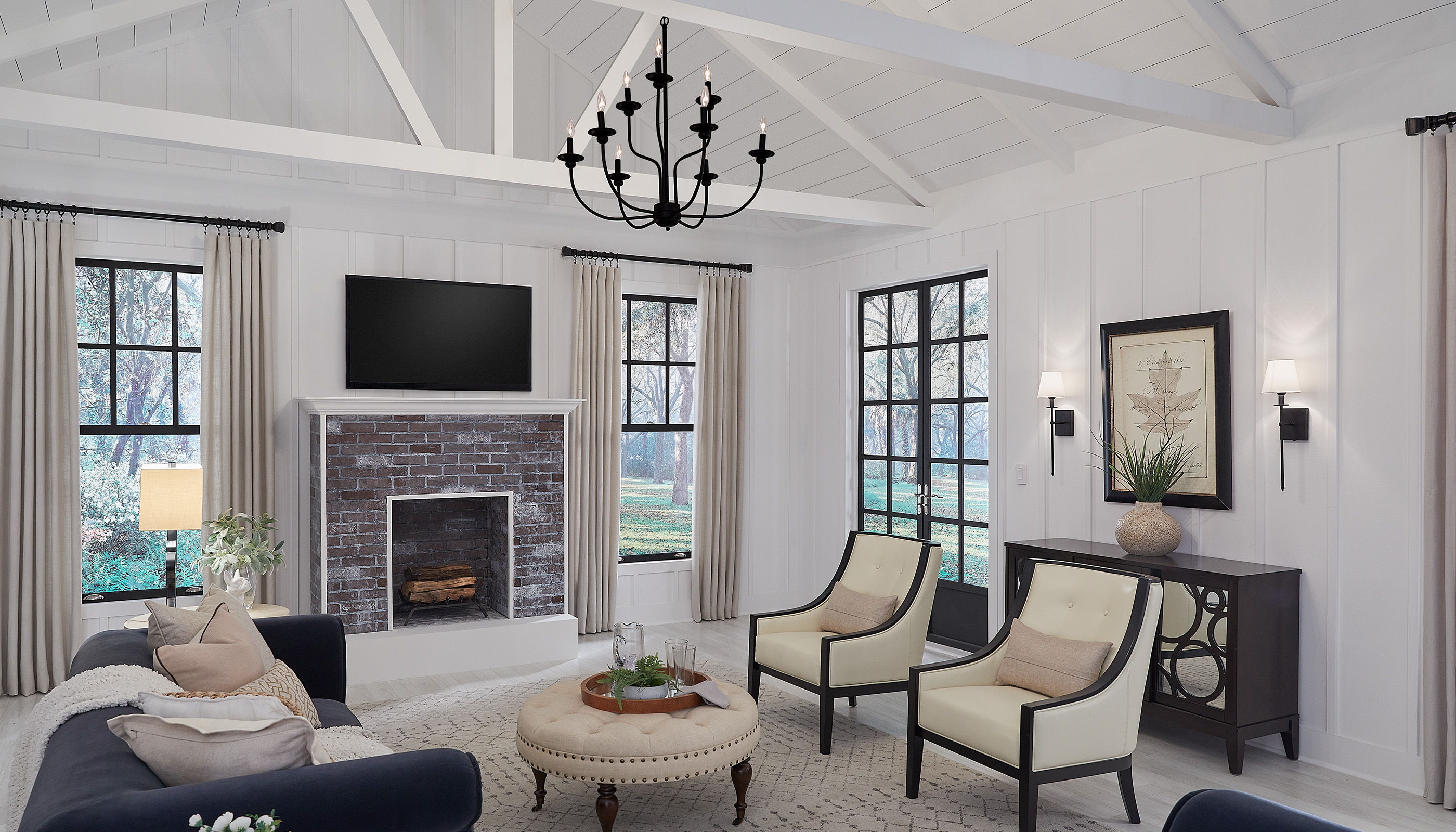 A Southeast private residence living room with Lutron Caséta, Diva Dimmer & Smart Plugs 