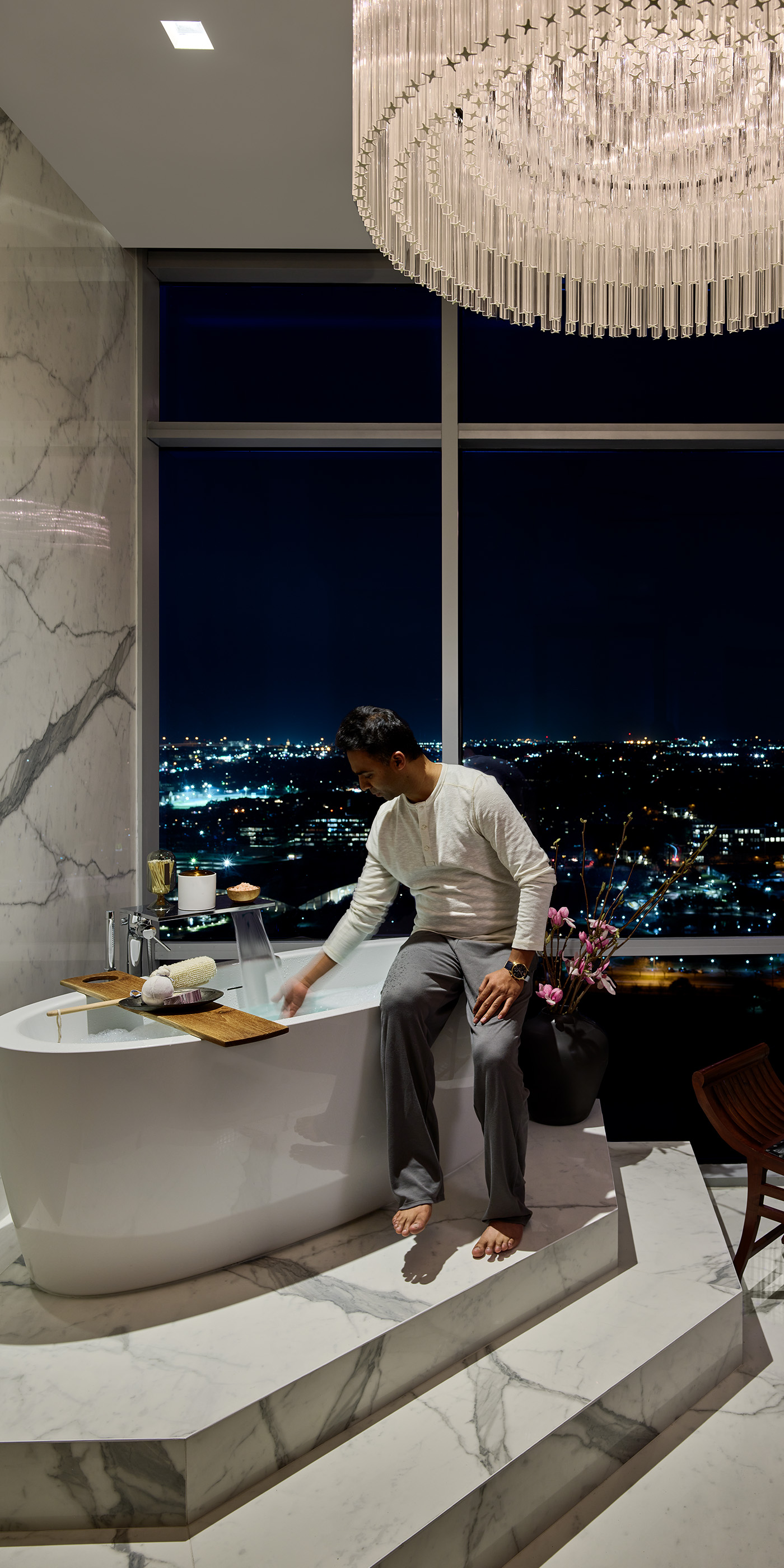 An Austin residential bathroom with Lutron Ketra lights, Palladiom, HomeWorks, Keypads & Remotes