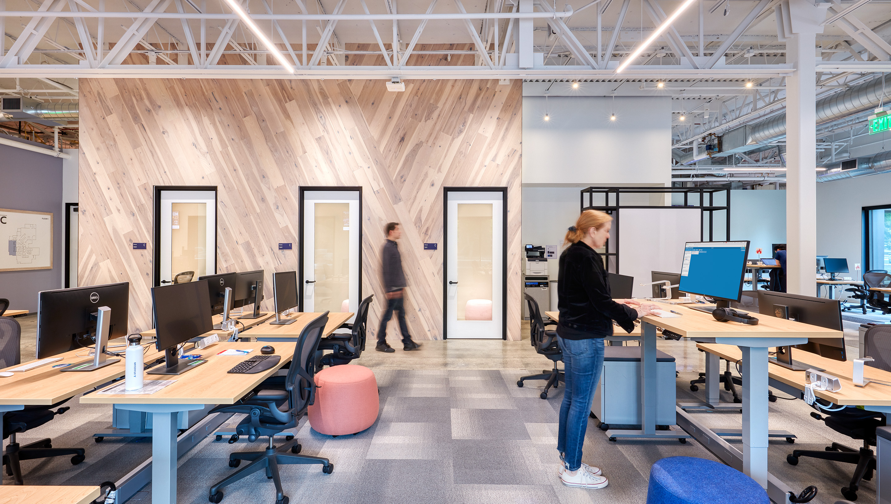 A Mountain View commercial open office with Lutron Quantum