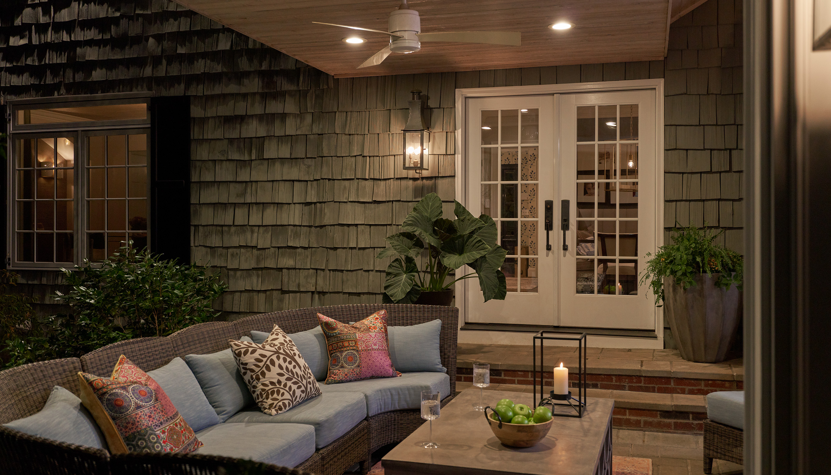 A Southeast private residence outdoor space with Lutron Caséta
