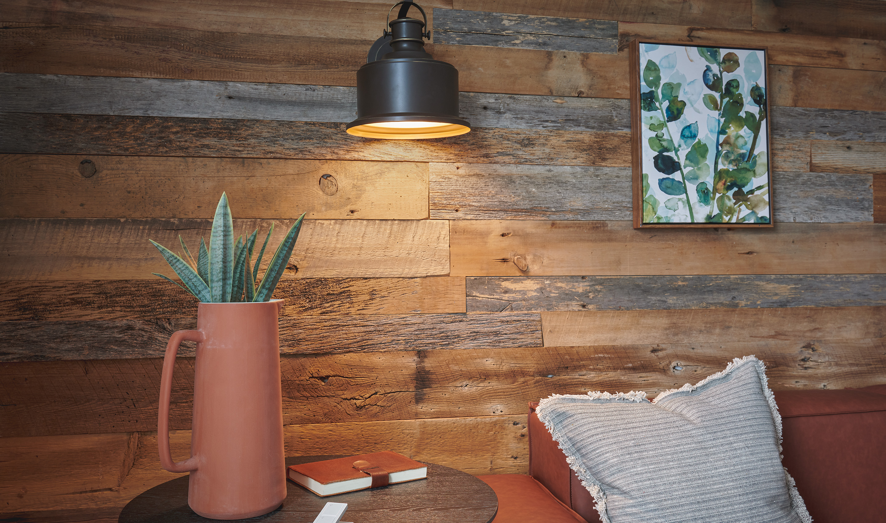 A Southeast private residence livingroom with Lutron Caséta & Pico