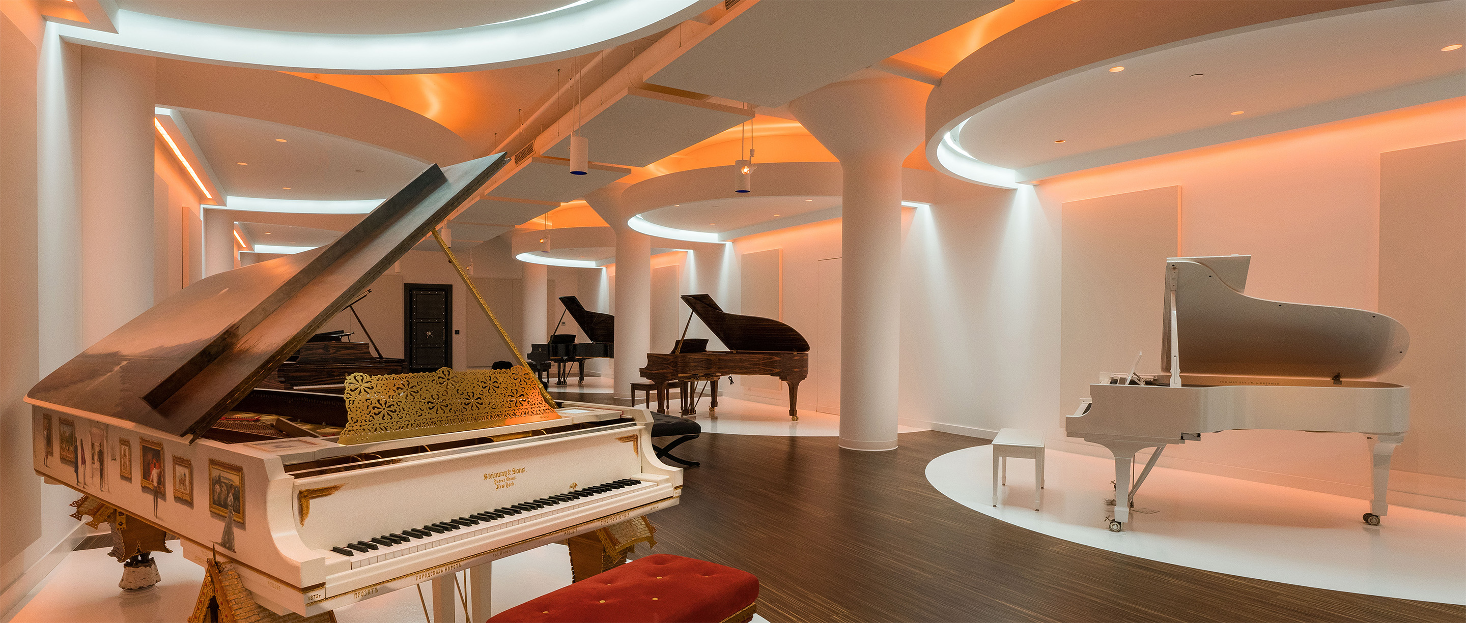 showroom-steinway-24