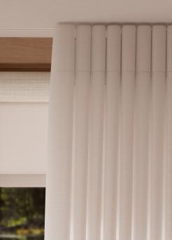 recesseddrape-application-livingroom-detail-homepage