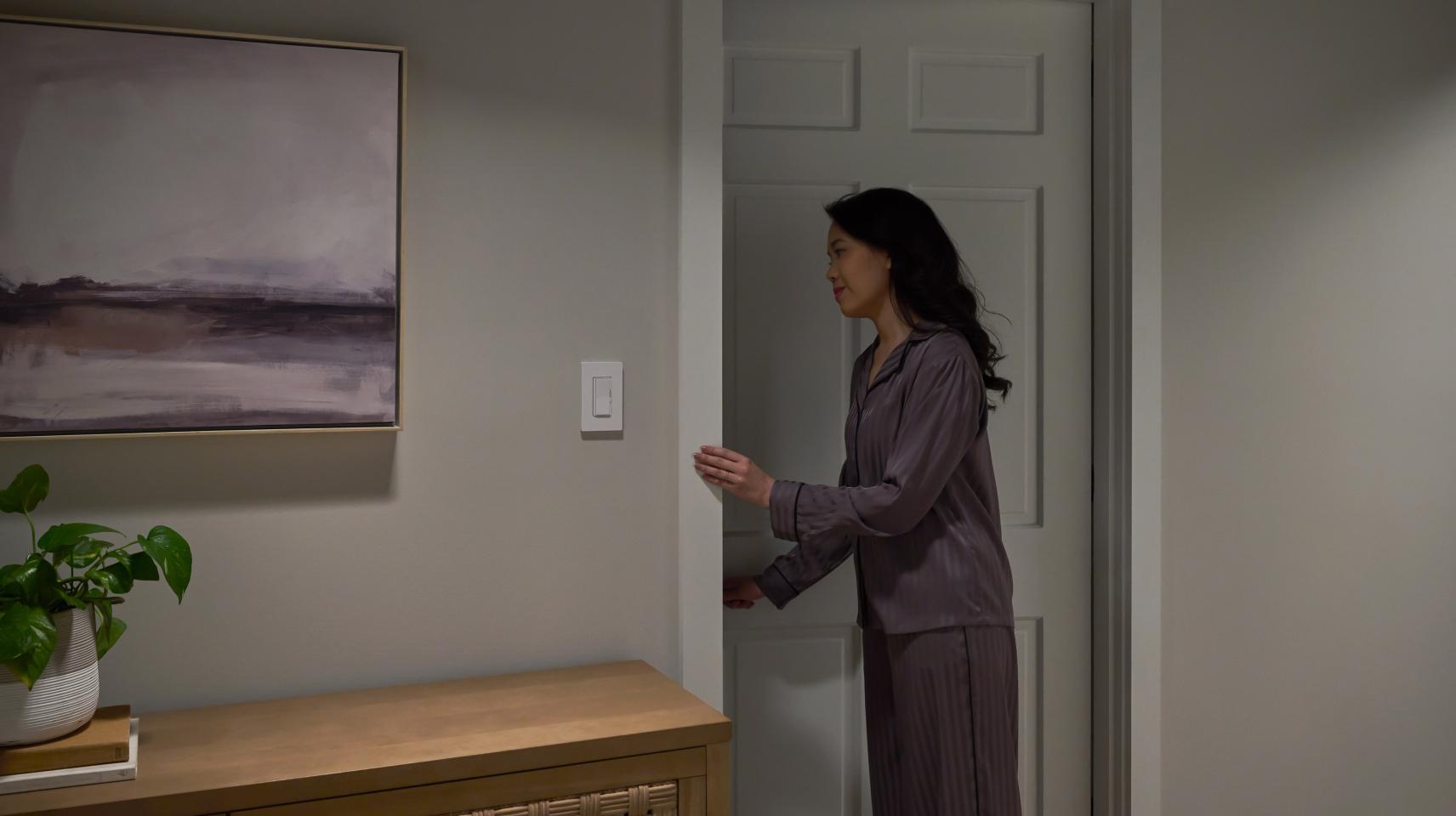 hallway-bc25-scene-3-b2-night-0568