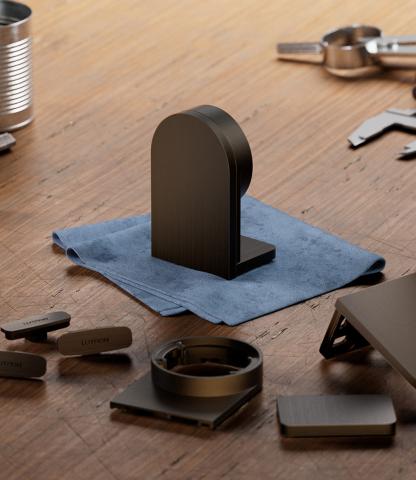 palladiom-wf-shade-bracket-tabletop-vignette