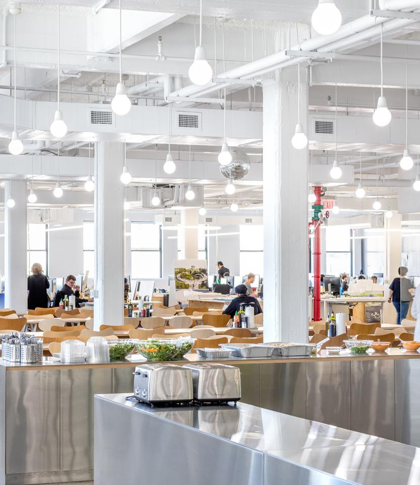 A New York City commercial collaborative space with Lutron Ketra. Photo by Max Touhey