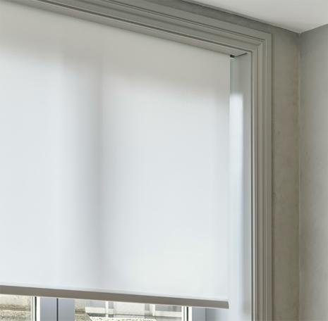 Sivoia QS Roller with recessed pocket installation.