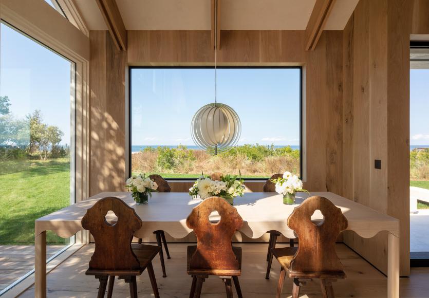 dining-room-east-hampton-straight-7145.jpg