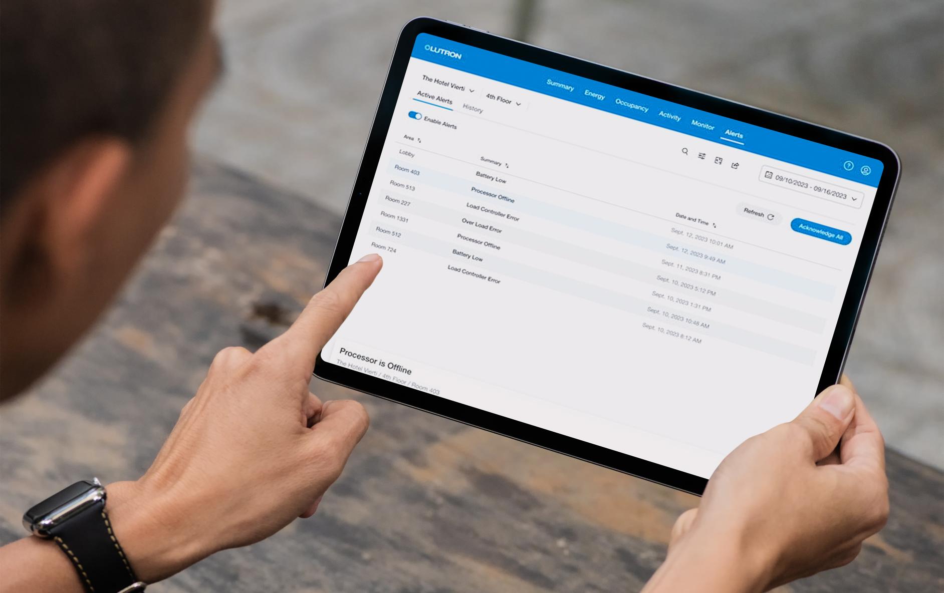 Holding_iPad_Pro_Mockups