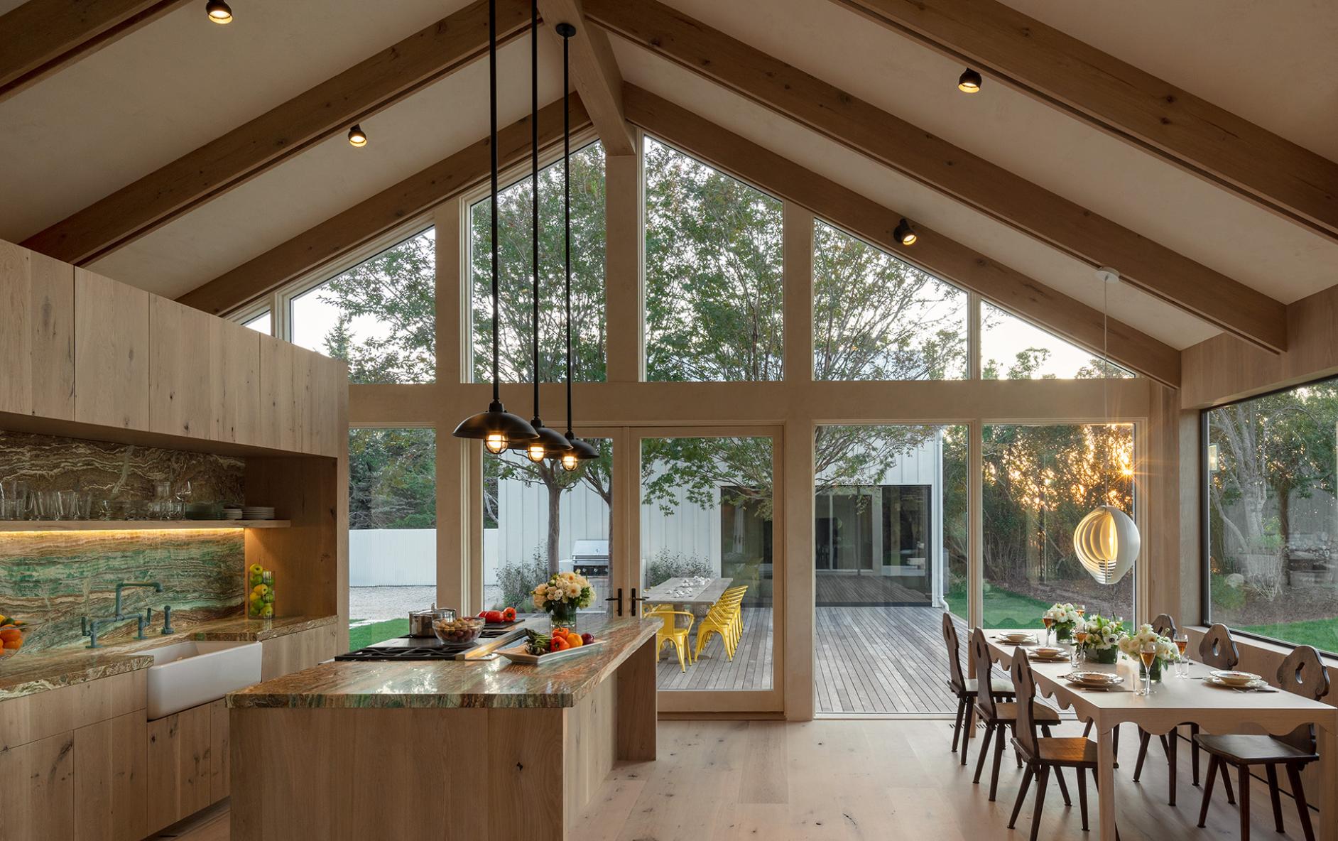kitchen-east-hampton-with-dining-room