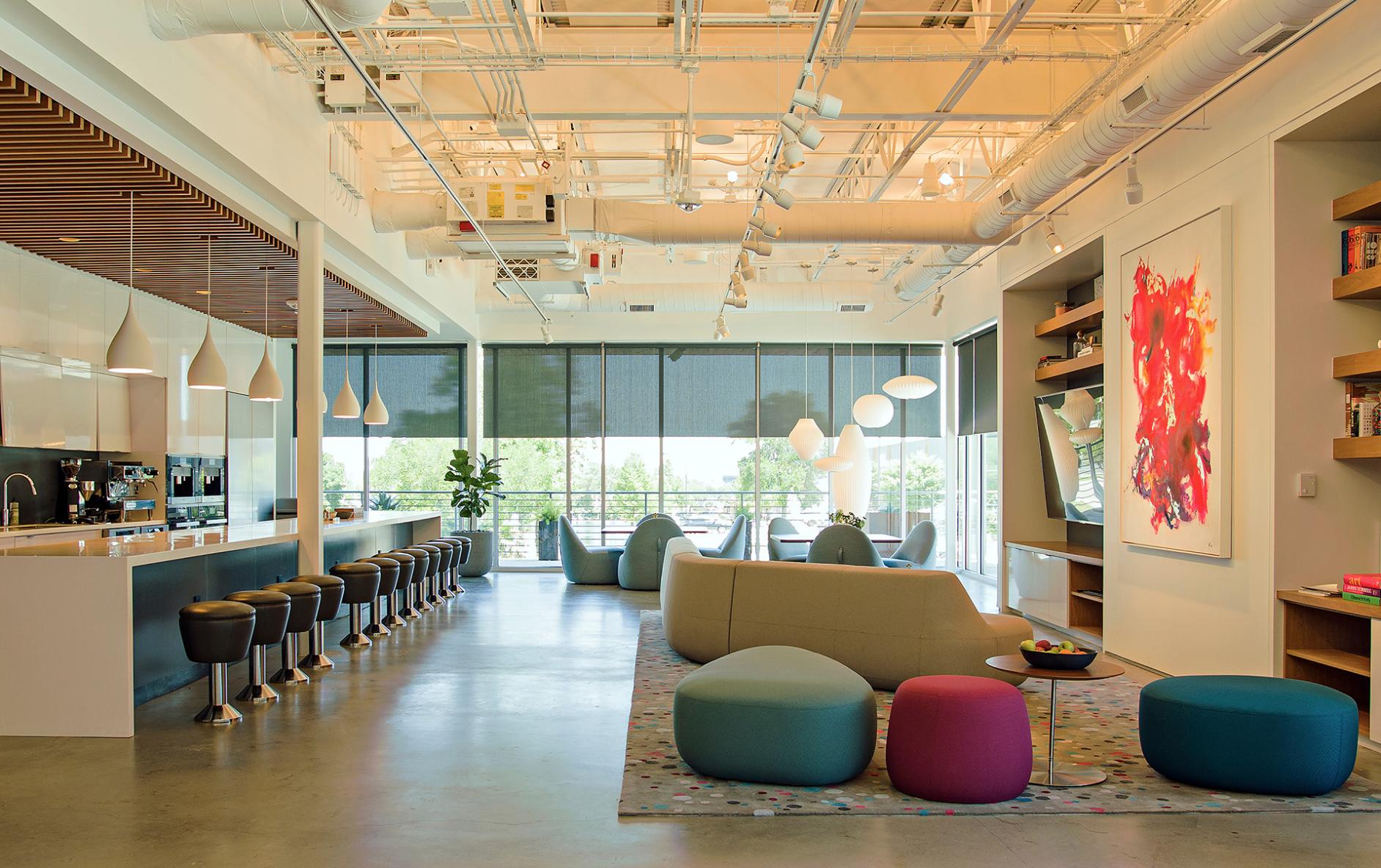 pubspc-ketra-hq-seating-area-warm-scene