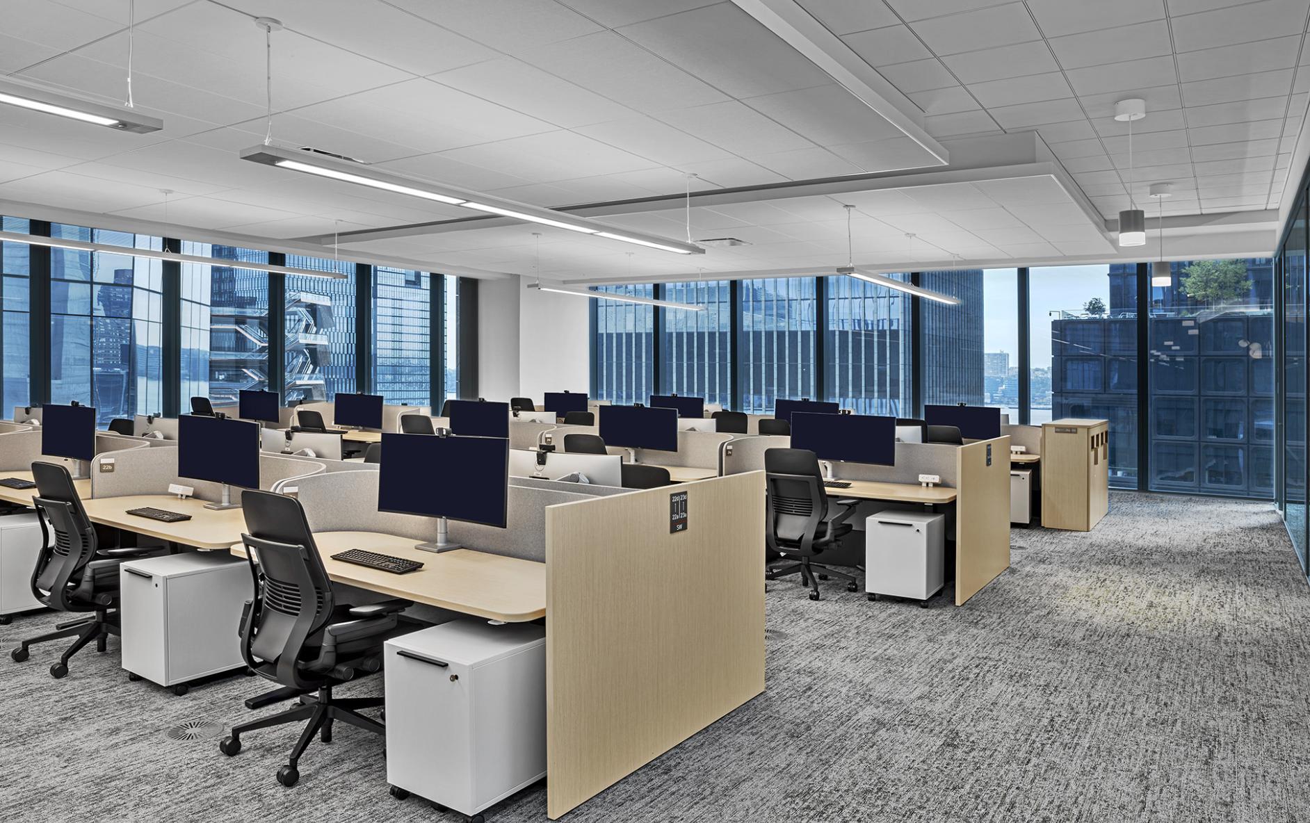 trading-floor-blackrock-eric-laignel-38