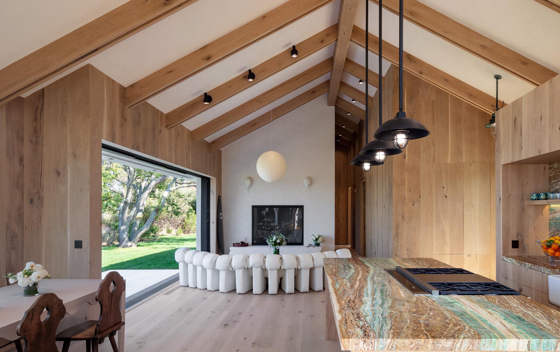 great-room-east-hampton-daytime