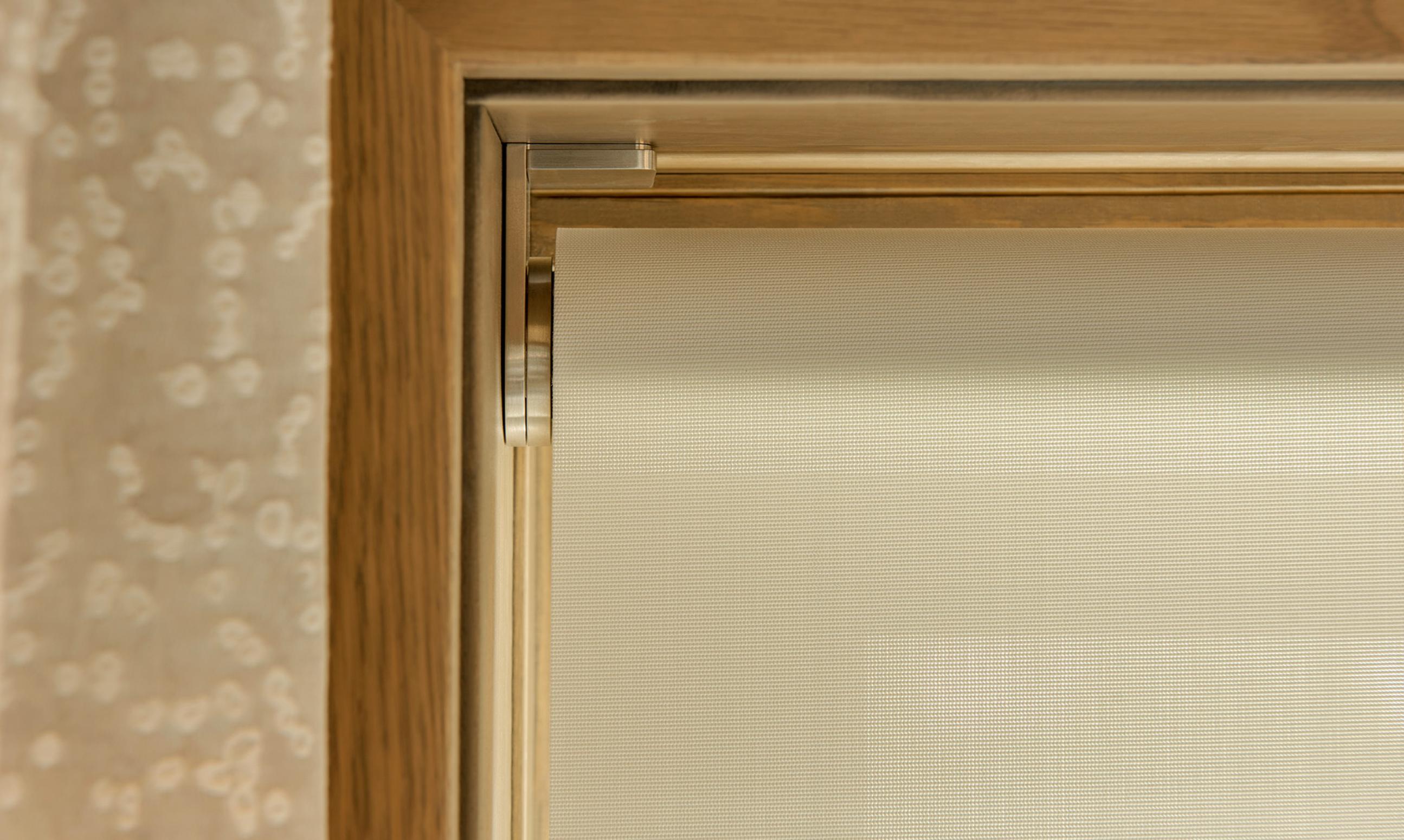 livrm-big-sky-palladiom-shade-end-bracket